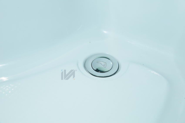 IVA SC100CT 100х100 Душевая кабина